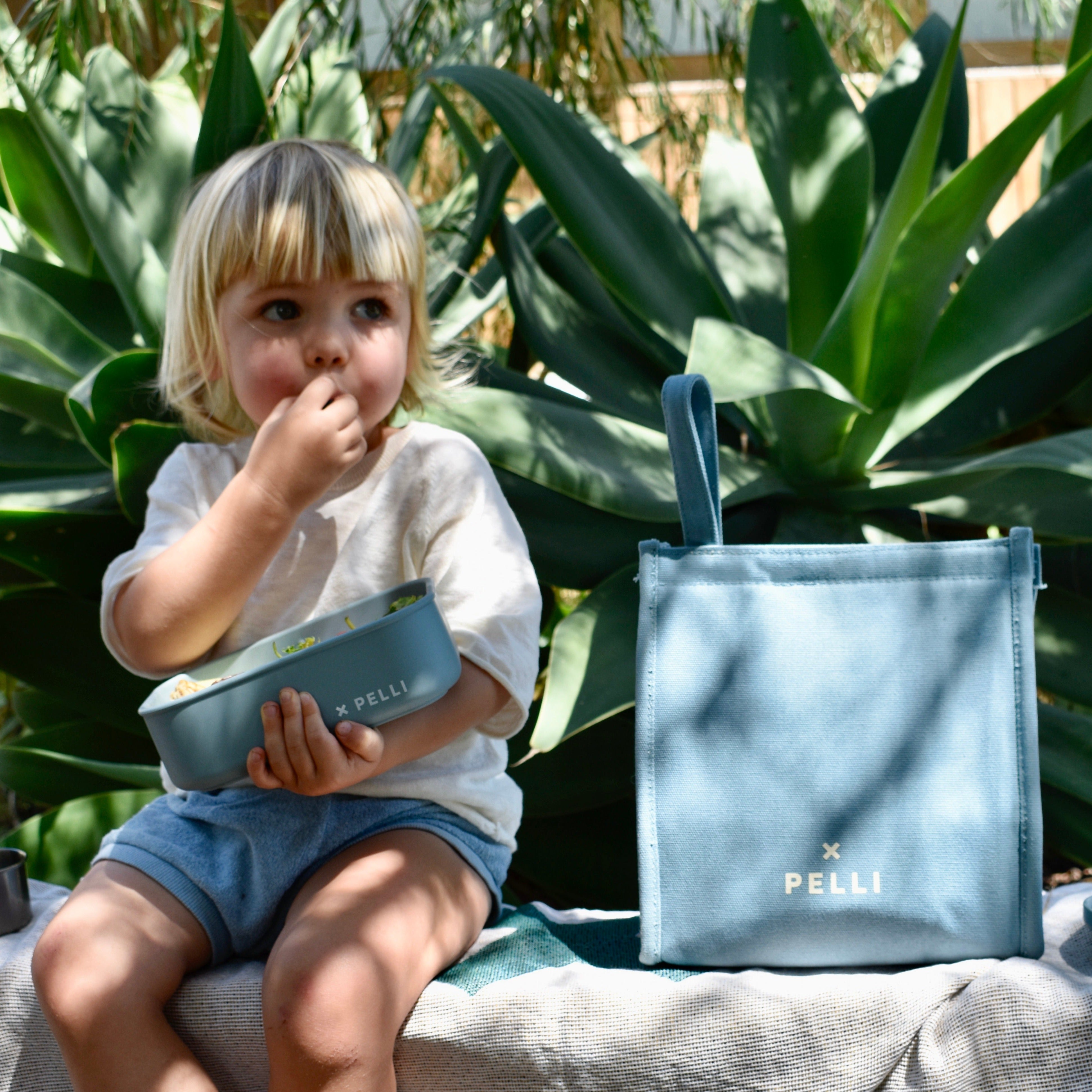 blue mini lunch bag
