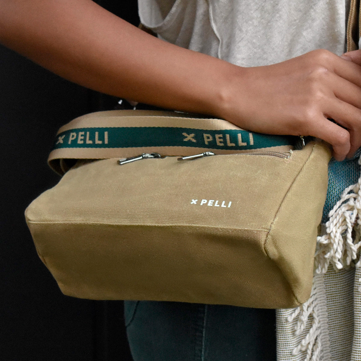 The Wanderer Waxed Canvas Crossbody Bag - Tan Brown