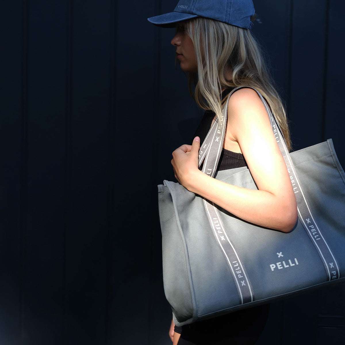 OUTLET - Tamarama Deluxe Canvas Tote Bag in Dolphin Grey