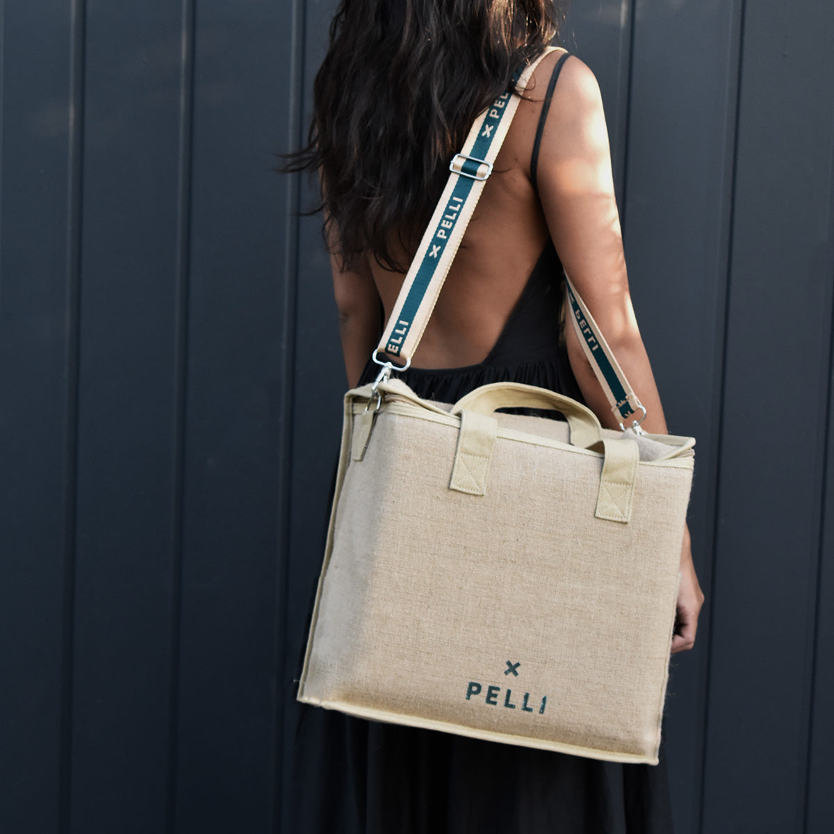Outlet - OK Chill Crossbody - Jute Medium Cooler Bag with Shoulder Strap in Natural